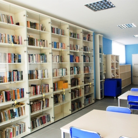 Biblioteka e shkollës - Pjetër Meshkalla Institute